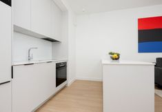 Others 6 Domaniewska Mokotów by Renters Prestige