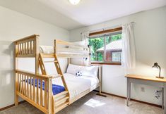 其他 3 Rhododendron Retreat w/ Hot Tub: Steps to River!