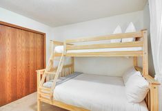 其他 2 Rhododendron Retreat w/ Hot Tub: Steps to River!