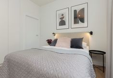 Others 6 LUX Domaniewska by Renters Prestige