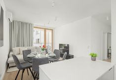 Lainnya 6 Cozy City Apartment by Renters Prestige