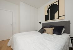 Others 4 Luxurious Warsaw by Renters Prestige