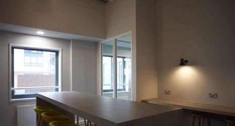 Lain-lain 2 Student Only Chapter Islington in London