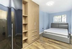 Others 3 Cosy Feltham Apartment With 2 Bedrooms
