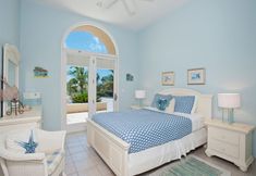 Others 5 Seaside Sanctuary: Private Estate With Heated Pool