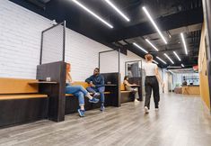 Lain-lain 2 Canvas Manchester