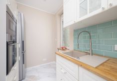 Others 6 Apartment Near Old Town by Renters