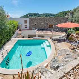 Room 1 คัน เบส แมนคอร์ เดอ ลา วัลล์, โรงแรม & ที่พัก Estellencs