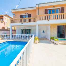 Room 1 Xalet Ca S Hereu in Son Servera, Balearic Islands Hotels