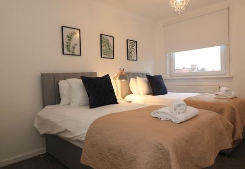 Others North View - Wishaw in Wishaw