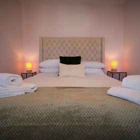 Room 1 Colston House - Glasgow, pavilion 1 Hotels