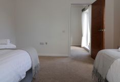 Others 4 Macneish House - East Kilbride