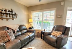 Khác 5 1 Ranked Condo w Pool Gym Gamer Room