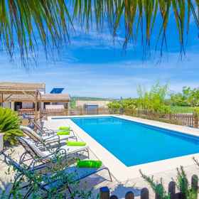 Room 1 Son Vanrell in Montu ri, Balearic Islands Hotels