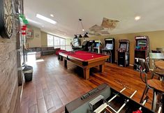 Others 4 Fanning Flagstaff 4 Bedroom Home