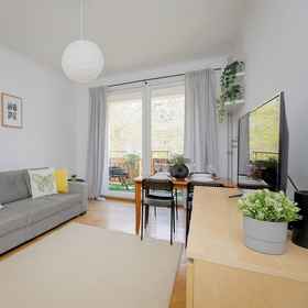 Primary image 1 Darwina Apartment 2 Balconies by Renters, Hotel Szwedzka