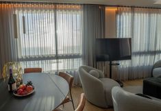 Others 6 Panoramic Sea View Luxury Suite