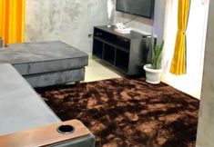 Others 4 Silver Stone Cribs