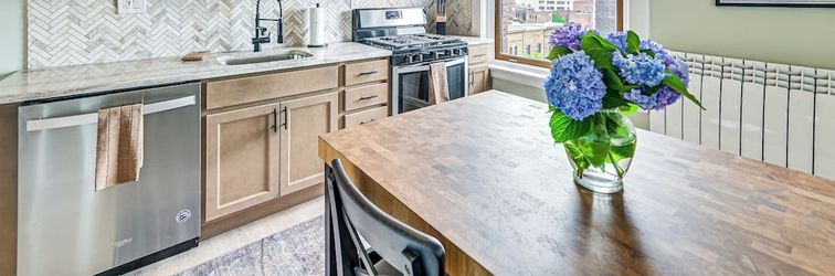 Others Albany Vacation Rental w/ State Capitol Views!