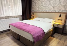 Others 4 Selçuk Apart