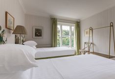 อื่นๆ 5 Upper Addison Gardens II by Onefinestay