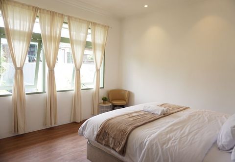 Lainnya Riverdale Villa Bandung