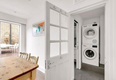 Others 7 KBT - Charming Golborne Escape