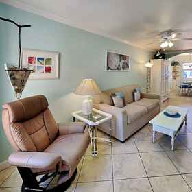 Primary image 1 Barefoot Beach Resort F-105, Suncoast Seabird Sanctuary Hotels