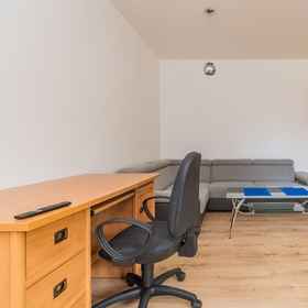 Room1Molo Centrum by Grand Apartments，Sklep Charytatywny LukLuk飯店