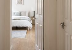 อื่นๆ 4 Generously Large 1 Bedroom Apartment in Farringdon