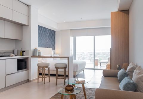 Others w Spectacular Loft With Balcony in Crespo