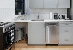 Others 6 1290-3 New Renovated 2 Bedrooms in UES