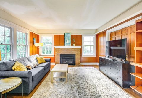 Others Spacious Eugene Home w/ Patio - Walk to UO Campus!