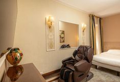 Others 6 Consoli Romani Vatican Rooms