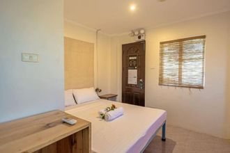 その他 4 Mad Monkey Panglao