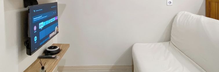 Others Well Furnished And Comfort 2Br Meikarta Apartment