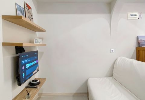 Others Well Furnished And Comfort 2Br Meikarta Apartment