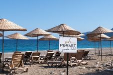 อื่นๆ Perast Garden Hotel