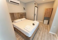 Others 6 Lacasa Royal Hotel