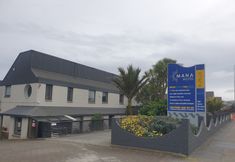 Others 3 Mana Motel