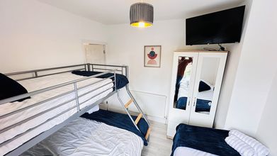 อื่นๆ 4 Pengam House