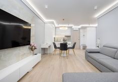 Khác 4 Księcia Witolda by Renters Prestige