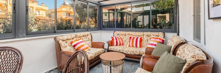 Others Villa With Terrace Right by the Sea in Urla