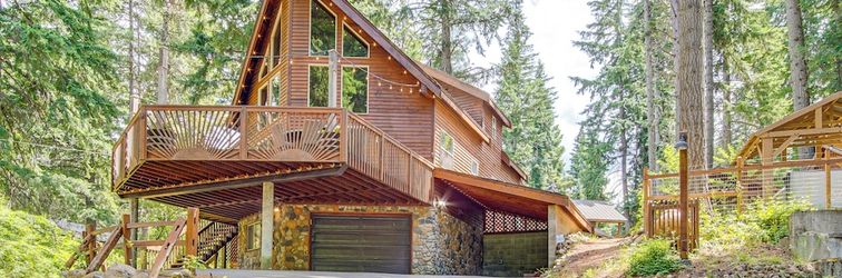 Others Cle Elum Cabin w/ Hot Tub, 4 Grills & Game Room!