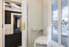 Lain-lain 6 The Roxbury at Stratton Falls