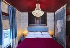 Others 7 The Roxbury at Stratton Falls