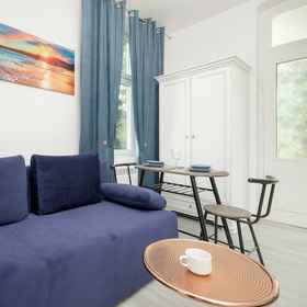 Primary image1索波特帶陽台的工作室公寓 by Renters,Sklep Charytatywny LukLuk飯店