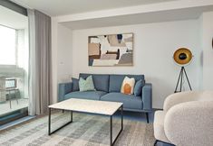 Others 6 Striking One-bedroom Apartment Vibrant Poplar