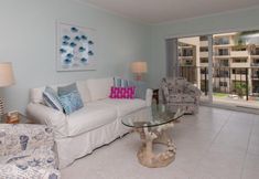 อื่นๆ 6 This Oceanfront Condo Is Absolutely Beautiful. 2 Bedroom Condo by RedAwning
