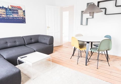 Lain-lain Beautiful 2-bed With Large Balcony